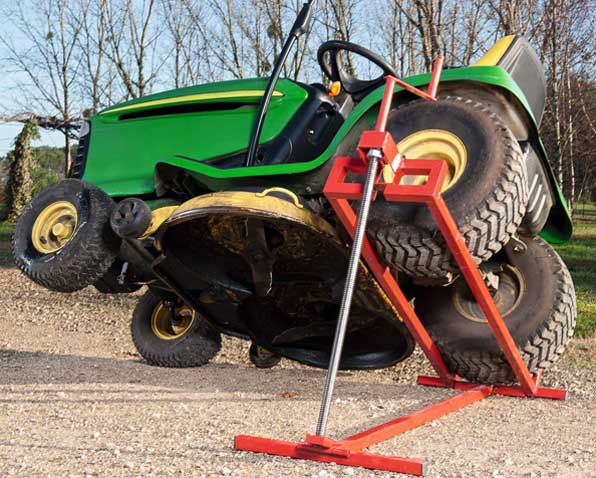 DEMA Zdvihák na čistenie kosačiek a ATV RTH400